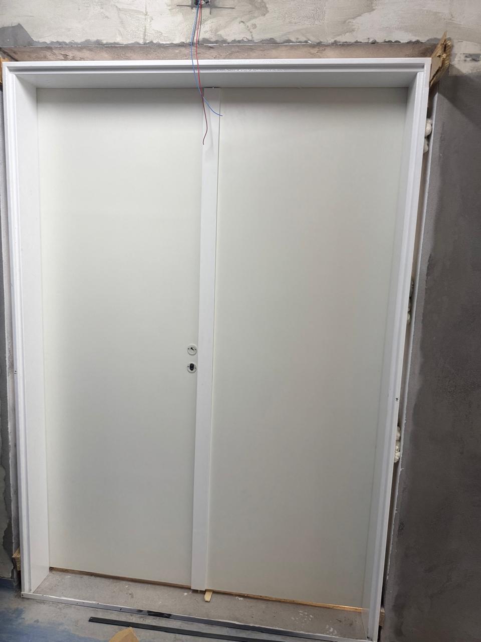 Instalação de Porta Plumbífera